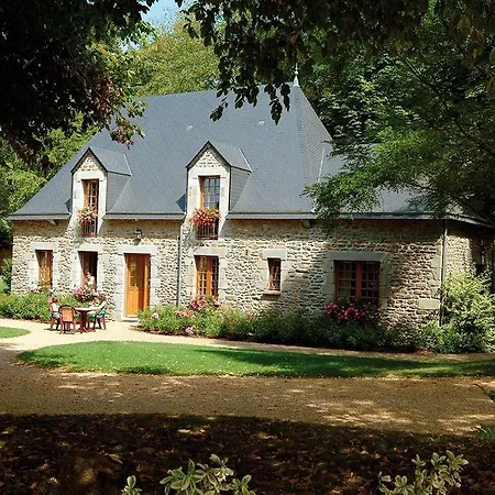 Logis Hotel Restaurant La Marjolaine Hotel 3*