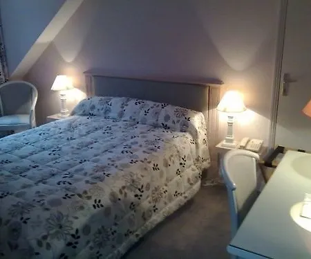 Logis Hotel Restaurant La Marjolaine 3*