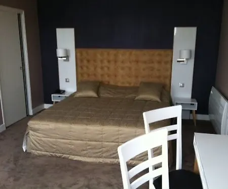 Logis Hotel Restaurant La Marjolaine 3*