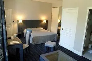 Logis Hotel Restaurant La Marjolaine Hotel 3*